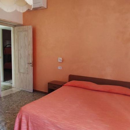 Chiaia Apartments Ponza Kültér fotó